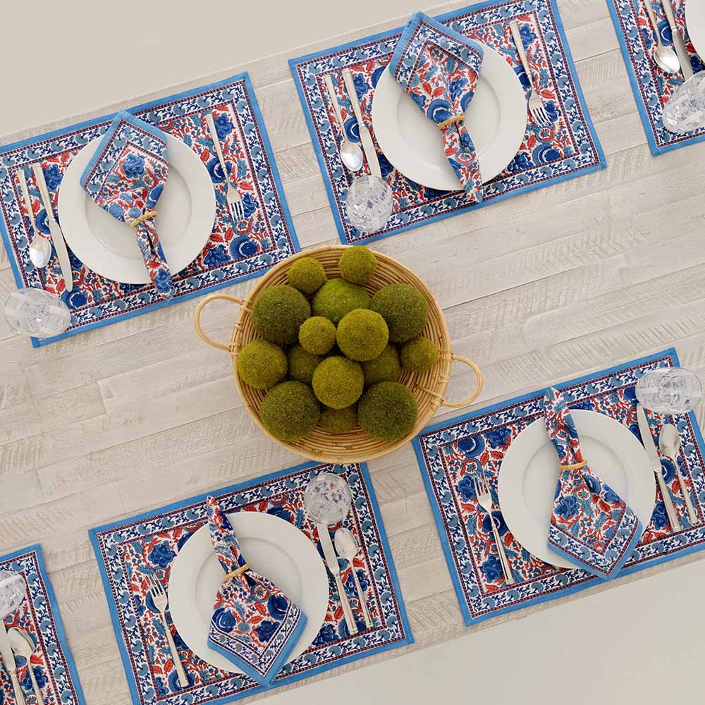 Placemats and matching napkin set. 