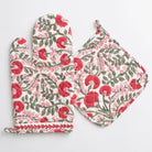 Cactus Flower Scarlett Red, Rose Pink and Green Floral Oven Mitt & Pot Holder Set