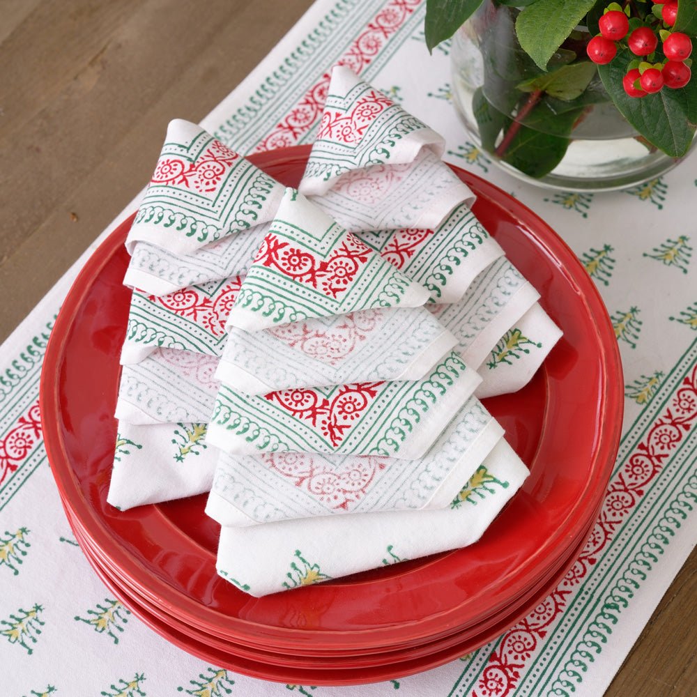 Christmas Tree Print Napkins with Christmas Tree fold