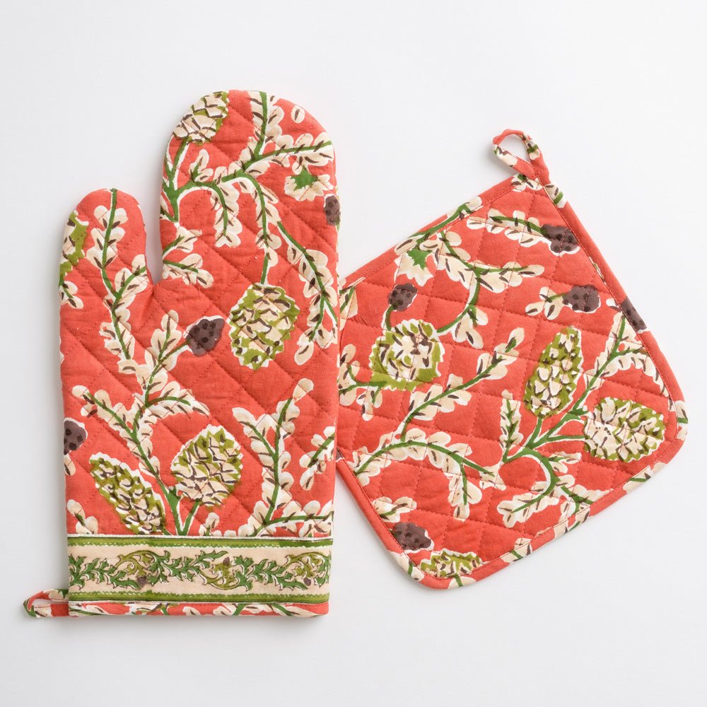 Harvest Pinecone orange & green floral oven mitt and pot holder set